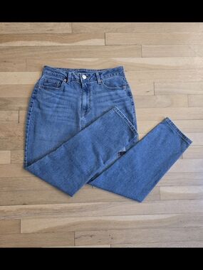 Classic High-Rise Mom Jean